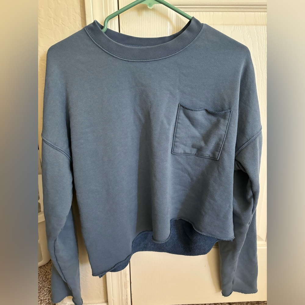 Women’s Cropped Sweater